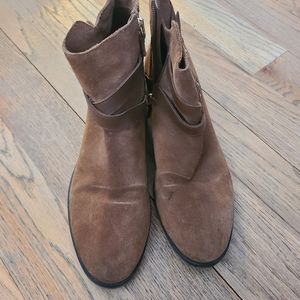 C wonder boots